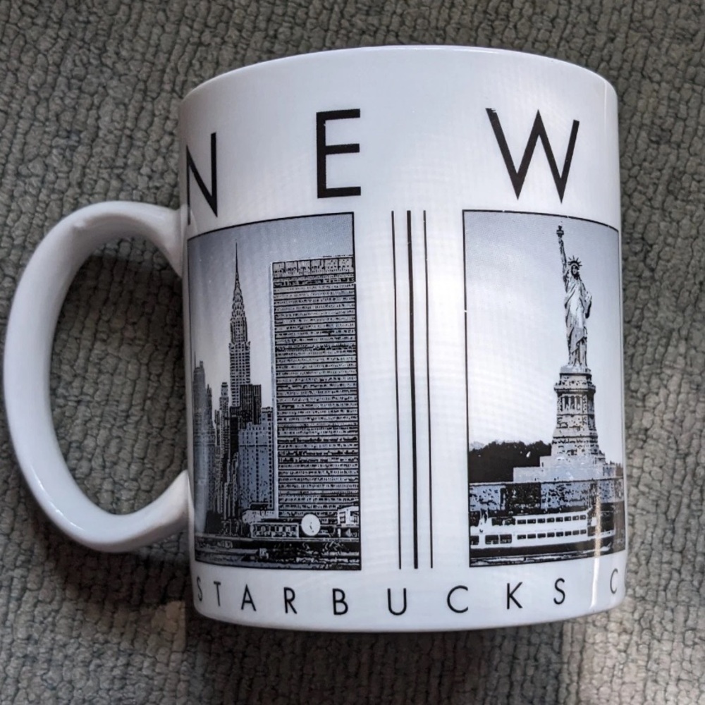 Starbucks New York City  Coffee Mug 2003 City Scenes Series
